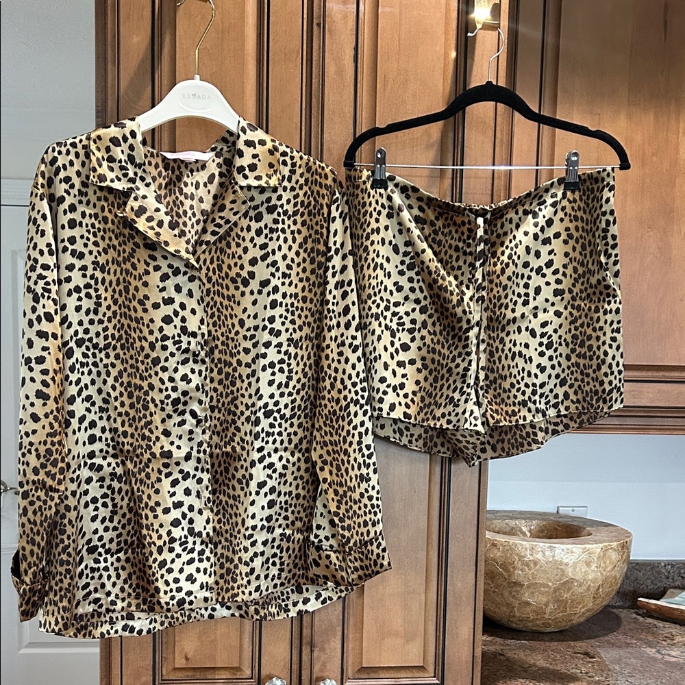 Victorias Secret Leopard Print Satin Pajama Set - Taupe & Black